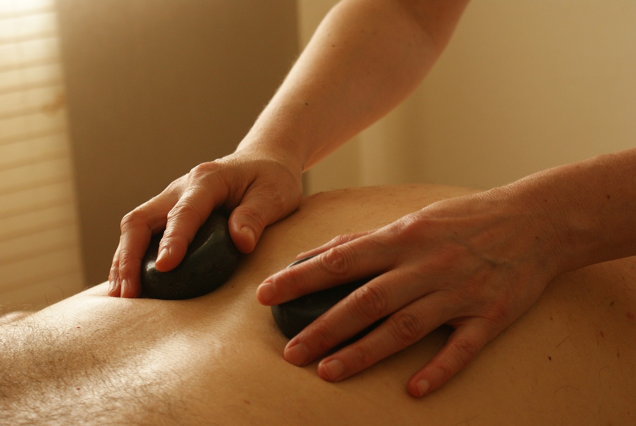 massage, relaxing massage, wellness massage-389727.jpg